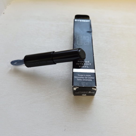 Givenchy black rouge interdit vinyl lipstick NIB - Picture 5 of 7